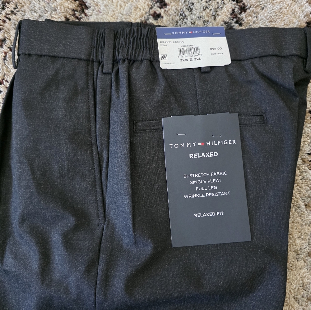 Tommy Hilfiger Mens Dress Pants 32x32 Charcaol Wrinkle Free Career $95 Relax Fit - Picture 4 of 8